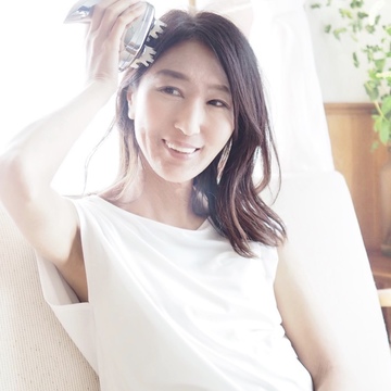 頭皮から美しさを!初夏の始まりはReFaで