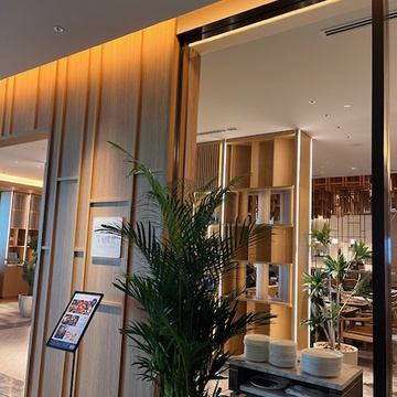 ウエスティン横浜ランチビユッフェと関内の鶏料理梅やさん