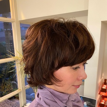 パーマヘアでスタイルチェンジ