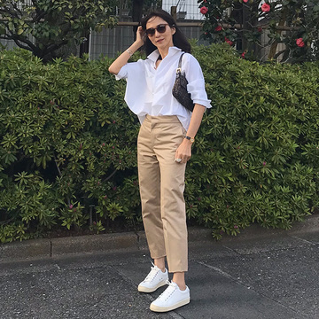 【エクラ華組のベージュコーデ5選】存在感あるボトムスでしゃれ見えを叶えて