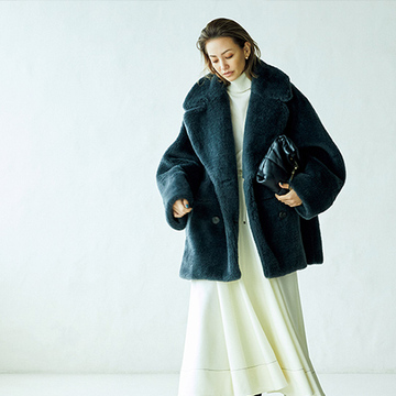 絶妙な着丈で合わせる！ボトムを選ばない「ウールボアコート」