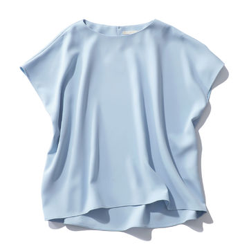 買って間違いなしの大ヒットアイテム「E by éclat」のコクーンブラウス＆リネンマキシスカート 