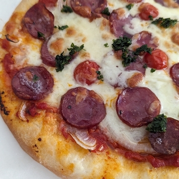 こだわりのトッピングでピザパーティー♪