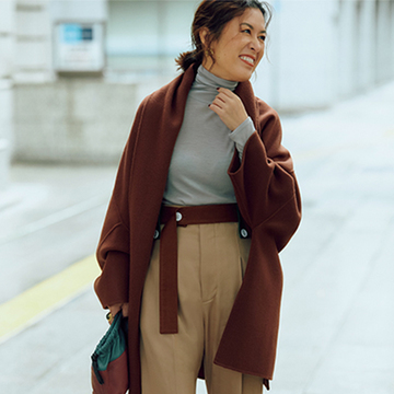 コンサバに見えがちなウールコートにはモードなパンツを！【スタイリスト・大草直子の「冬のおしゃれ塾」】