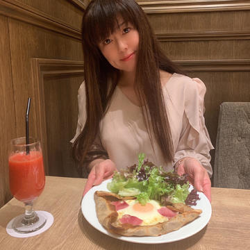 ビストロカフェで春気分♪