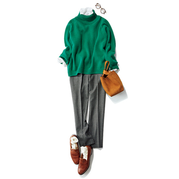 【Day16】ソックス＋グレーパンツのトラッドスタイルで、たまった仕事をクリアに！【冬の洗練パンツ30days】