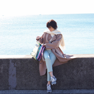 春を呼ぶミントグリーンのパンツ