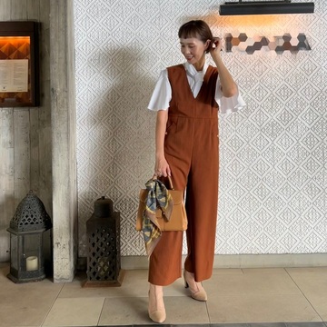 9月の声を聞いたらまずは秋色カラーをコーデに取り入れたい