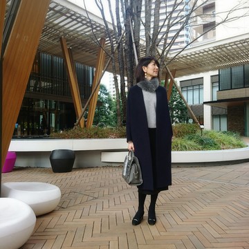 UNIQLOのカシミヤVネックセーター