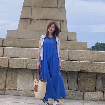 ブルーワンピにでかかごバッグを持って広島県福山市鞆の浦へ♬