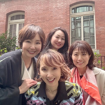東京でJマダムリラフラさんとMINAKOさん華組倉爪佐和さんとランチ