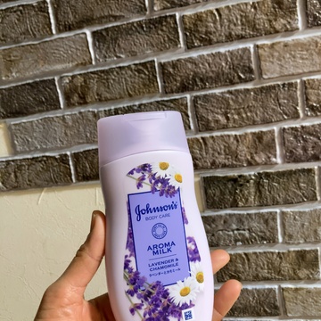 乾燥するお肌に　ラベンダーとカモミールの香りで癒され安眠&リラックス　美肌にも