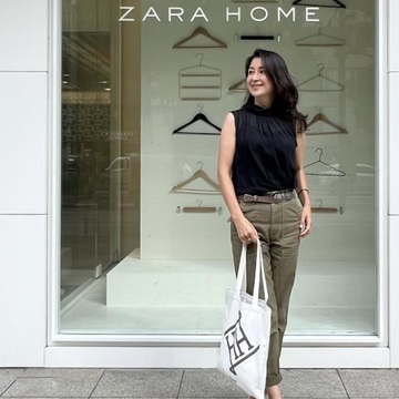 10月号特別付録　「HERNO×エクラコラボトートバッグ」を持ってお出かけ♪