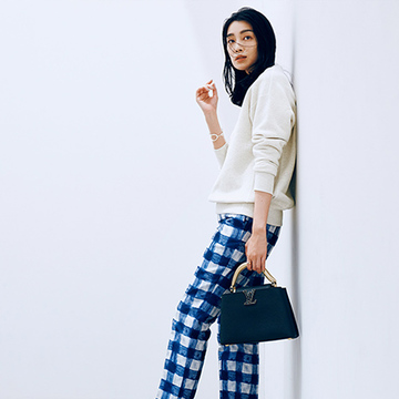 カジュアルもきれいめも楽しめる！かすれた風合いが魅力の「ギンガムチェック」のパンツ