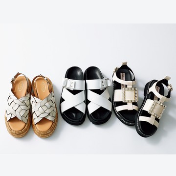 【50代に似合う白】白い靴は、脱・コンサバがカギ。スポーティな甲深フラットで今どき感たっぷりに