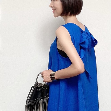 バックシャンワンピース