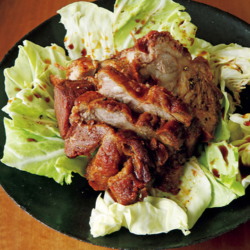 意外とさっぱり食べられる！表面カリカリ「揚げ豚とキャベツ」レシピ