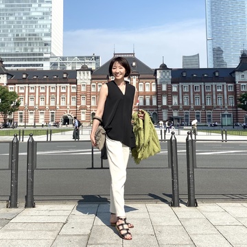 モノトーンコーデで絶品中華ランチ♪