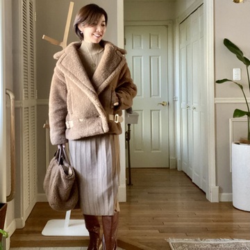 キャメルのボアでワントーンコーデ