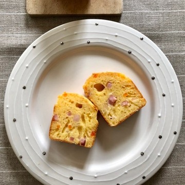 塩味のパウンド「ケーク・サレ」