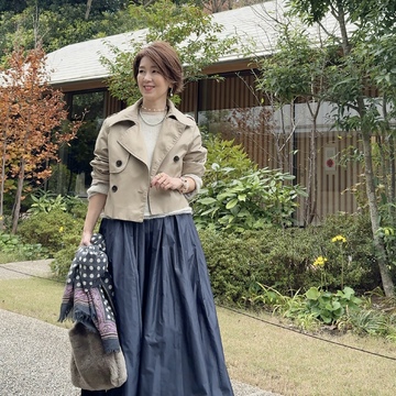 ショートトレンチでつくる大人カジュアルの鎌倉スタイル