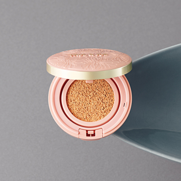 【50代がなりたい肌を実現】ヘビロテしたくなる「ポール ＆ ジョー ボーテ」のオールインワンクッションファンデーション