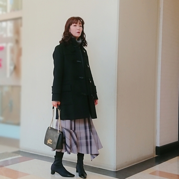 アラフィーのダッフルコートコーデ