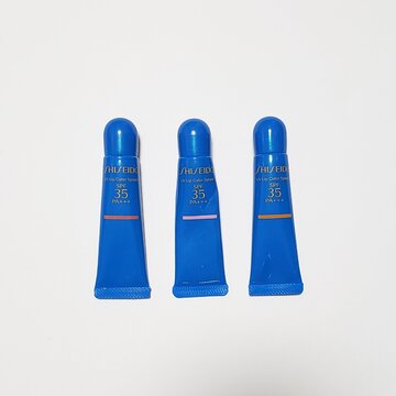 唇の紫外線対策に！UVリップカラースプラッシュ