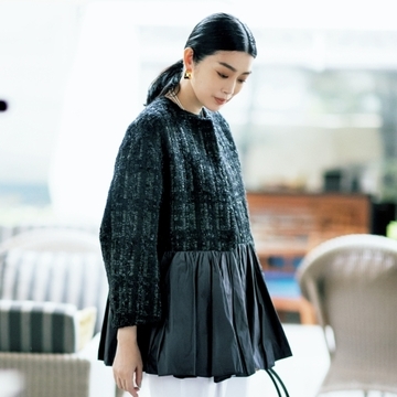 【季節の変わり目はショートアウターを】ゆるパンツにはちょっとリラックスしたきれいめアウターを