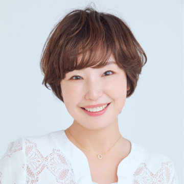 50代に必要なのはボリュームより奥行き！クセを生かした丸みショートヘア【50代髪型・ヘアスタイル】