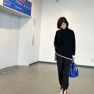 大人かっこいいモノトーン✖️ブルーコーデ