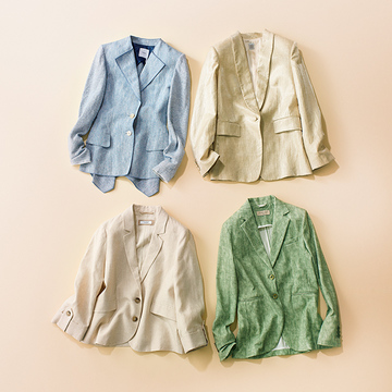 肌をトーンアップして見せる「ブルー&ベージュ系」ジャケット4選