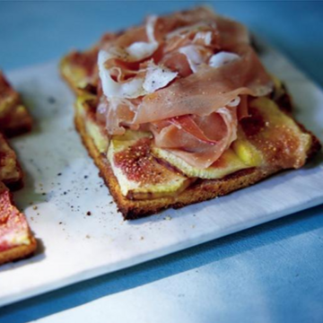 【大人が楽しむ夏のフルーツレシピ】ワインにも合う！無花果を使った絶品料理レシピ