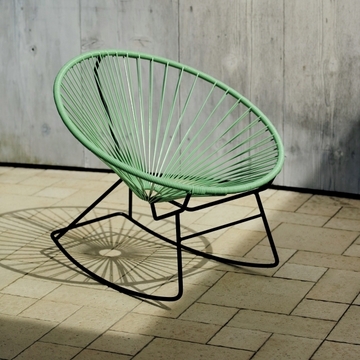 名作椅子をテラスに置いて心も体もリラックス【テラスの作り方、過ごし方】