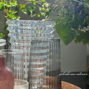 「初夏　ガラスで涼を感じる」