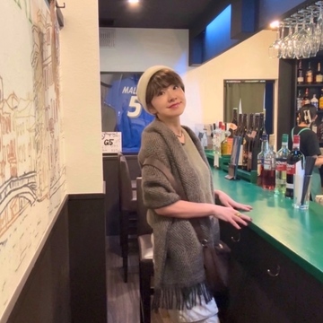 大好きなニット帽で秋コーデ、神戸の魅力あふれる街と出会いをご紹介します