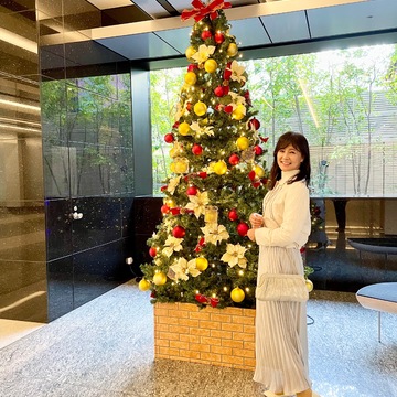 素敵なことにお呼ばれしたのでパーティーと同じスカートで違うコーデしてみました。