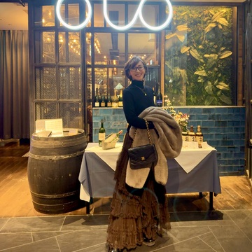 お気に入りのスカートで銀座へ。「L’atelier de’ oto」で過ごす女子会ディナー