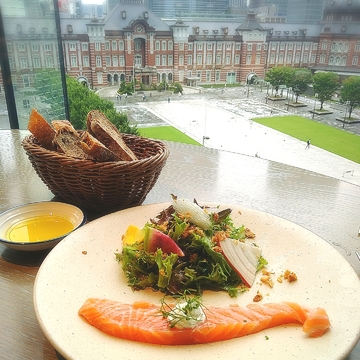 眺望抜群！丸の内ランチ