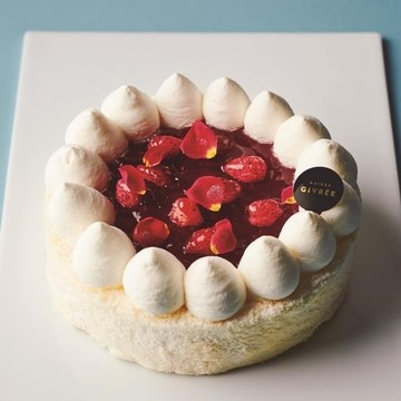 「ピエール・エルメ・パリ」ほか人気の冷凍ケーキをお取り寄せ【三越伊勢丹オンラインサイト】