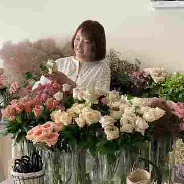 お花レッスンの集大成は花嫁さんのナチュラルブーケ