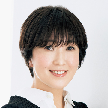 軽やかな大人の「ハンサムショート」でスタイルアップ【50代髪型・ヘアスタイル】