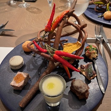 薪焼ステーキとアンテナショップ