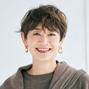 前髪のクセは、ポイントパーマを当ててニュアンスカールでカバー【50代髪型・ヘアスタイル】