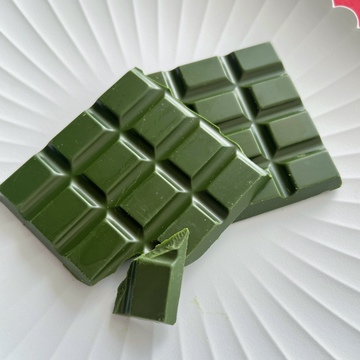 「八十八夜」に極上濃茶チョコレート