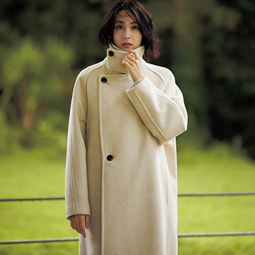 【アラフィーの優秀コート⑧】＜ロエフ＞ミリタリーライクなディティールが都会的な“スタンドカラーコート”