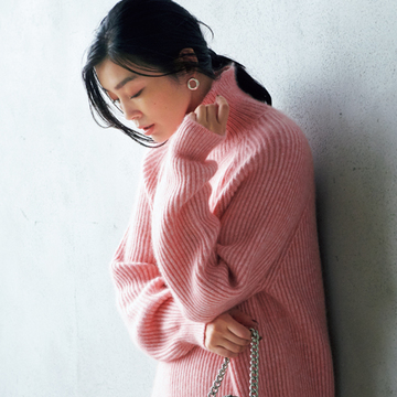 ブラミンクの上品きれい色カシミアニットにひと目惚れ！【人気ブランドのアイコンニット】