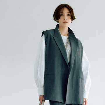 【切れ味増しのショートジレ】ハンサムなジレはセットアップでクールに着こなす