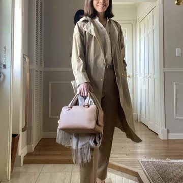 手持ちのベージュ服で色々コーデ