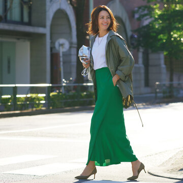 冒険色“グリーン”はクールかつ知的に取り入れるのが最旬！【かっこよく着映える「きれい色」コーデ】